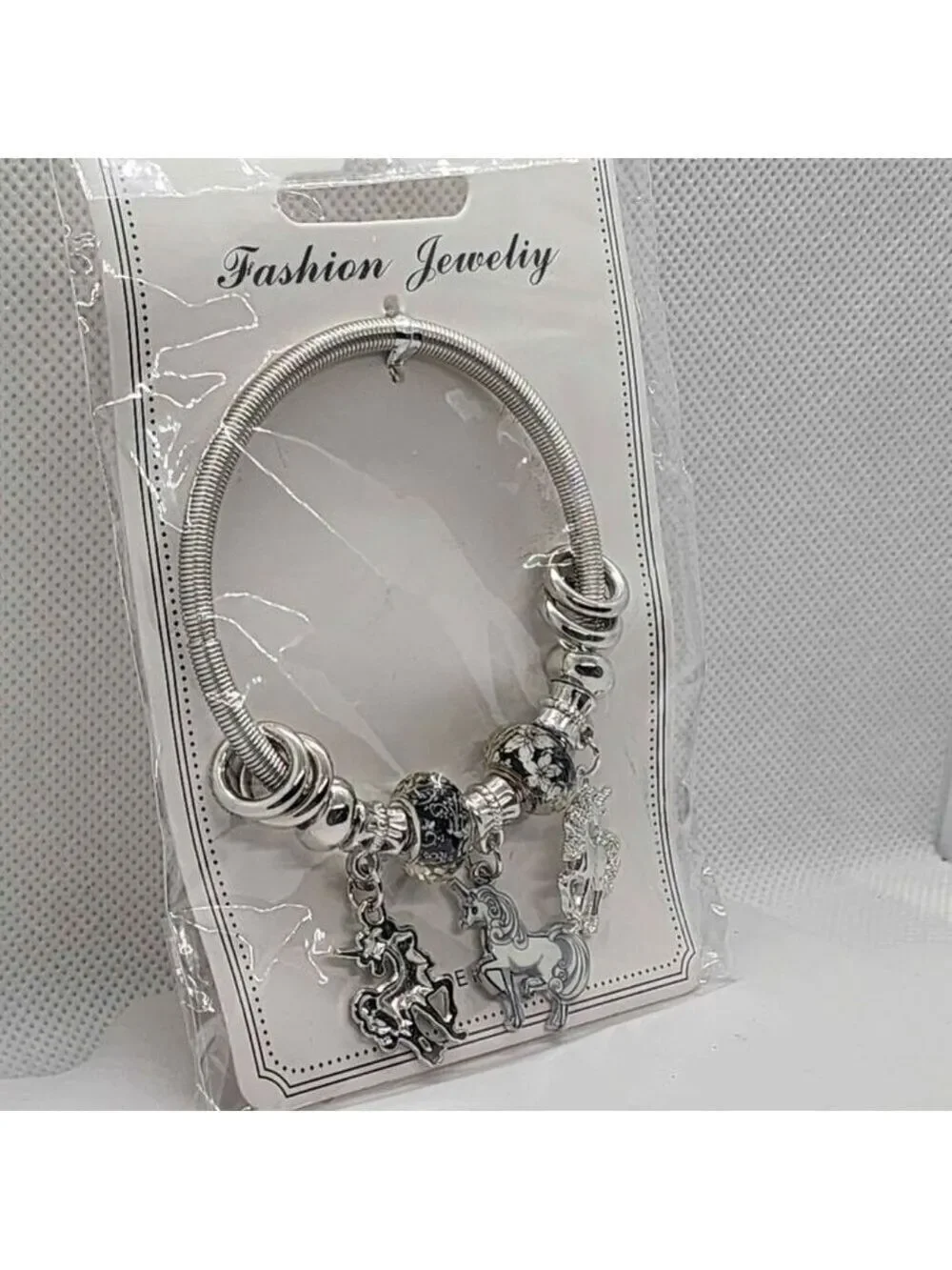 Brand New   Three Unicorn Bracelet